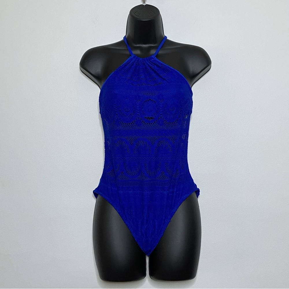 Kenneth Cole Reaction Blue Crochet Crisscross One Piece Swimsuit - Medium